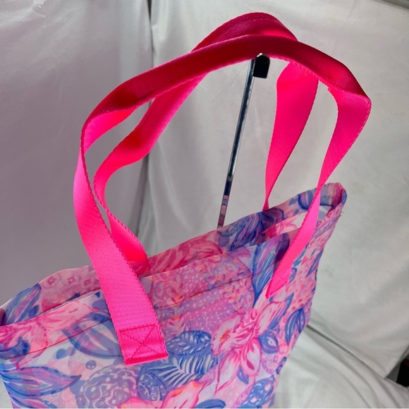 LILLY PULITZER Snappy Turtle Mesh Tote - Picture 4 of 8